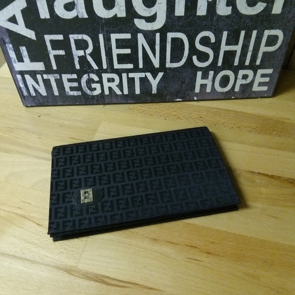 Women's Vintage Black Clutch Purse with Matching Billfold Wallet - Picture 9 of 11